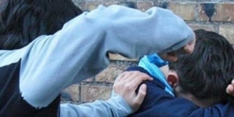 Побої і мордування: на Тернопільщині дівчата побили неповнолітню