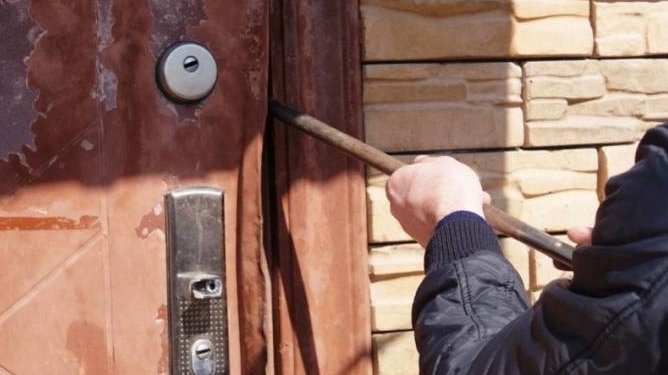 На Тернопільщині спіймали злодія, який обкрадав дачі