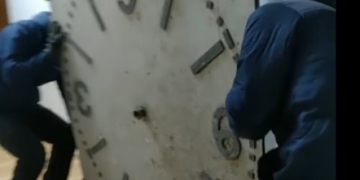 На Тернопільщині запрацює перший годинник, встановлений на ратуші історичного міста (Відео)