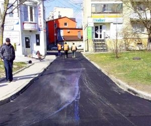 У Тернополі тривають ремонти дворів: що уже зроблено?