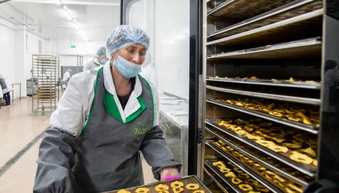 Вклали 600 млн грн інвестицій: на Тернопільщині розширюють потужності заводу з виробництва пюре, джемів, соків та дитячого харчування