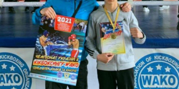 13-річний спортсмен з Тернополя став чемпіоном України з кікбоксингу (Фото)