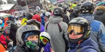 На Тернопільщину «британський» штамп коронавірусу завезли з Буковелю