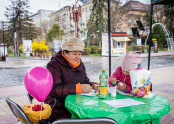 Сергій Надал: “Дякую маленьким тернополянам, які прийшли у нашу школу писанкарства на Театральний майдан”