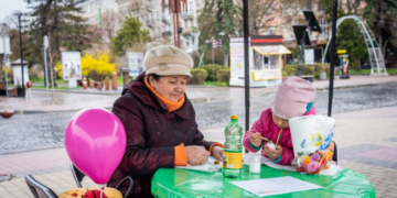 Сергій Надал: “Дякую маленьким тернополянам, які прийшли у нашу школу писанкарства на Театральний майдан”