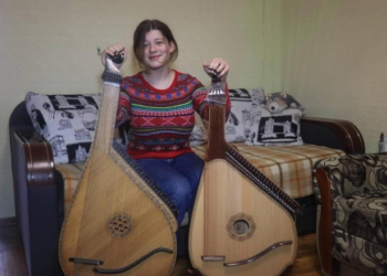 Мрія у борг: Талановитій дівчинці треба 2000$, щоб виплатити бандуру