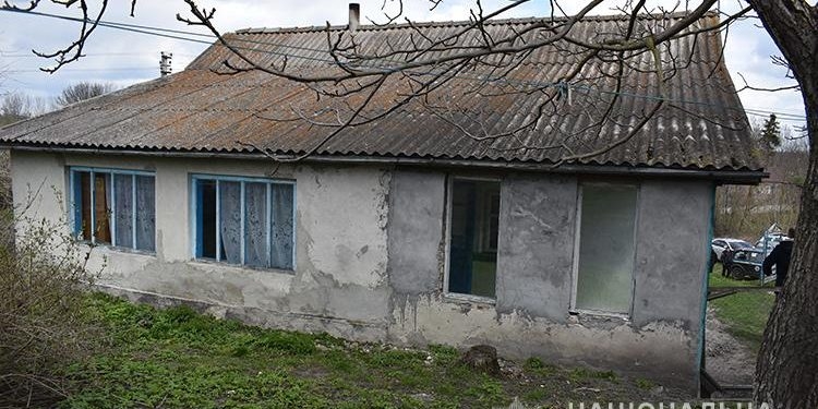 Бив та катував: на Тернопільщині оперативники затримали чоловіка, який вбив дружину