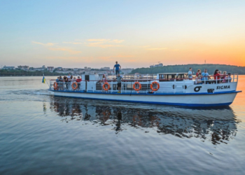 На Тернопільському озері розпочався сезон водних прогулянок: графік роботи