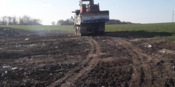 Біля Озерної впорядкували величезне стихійне сміттєзвалище