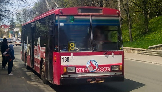 У Тернополі змінили графік руху транспорту на неділю