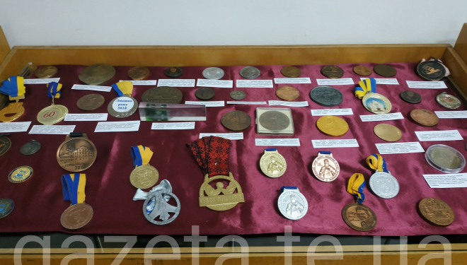 «Значки – це можливість більше дізнатися про історію краю», – Михайло Тимошик