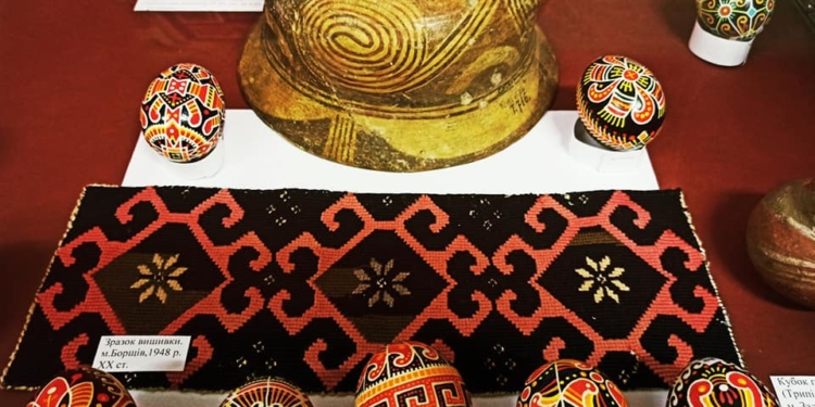 У Тернополі працює виставка унікальних писанок