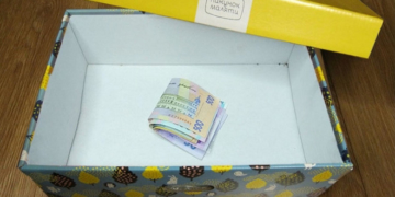 На Тернопільщині більшість молодих батьків отримали грошову компенсацію за пакунок немовляти