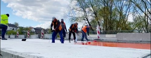 Міст на Тернопільщині вкривають водонепроникною мембраною