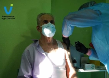 Відомий інфекціоніст з Тернополя закликав вакцинуватися