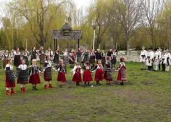 На Тернопільщині гурт озвучив автентичні гаївки