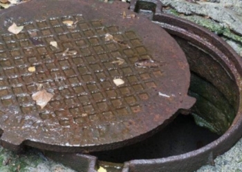 У Тернопільській області в каналізації знайшли тіло чоловіка, якого розшукували півроку