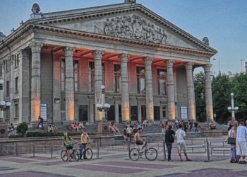 Тернопільський театр відновлює свою роботу: чим здивують глядача?