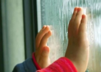 У Тернополі 6 річний хлопчик випав із вікна