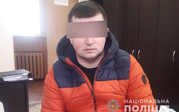 Парубок з Тернопільщини в Інстаграм розводив дівчат на гроші