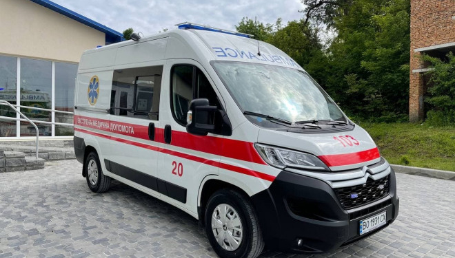 На Тернопільщині поповнили автопарк швидкої допомоги