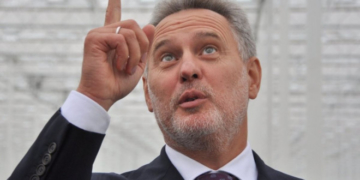 РНБО ввела санкції проти олігарха-втікача родом із Тернопільської області