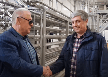 Автор пісні «Українське поле» Олександр Бурміцький завітав на Бучаччину до Петра Гадза (Відео)