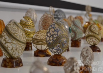 На Тернопільщині перебуває унікальна виставка “Волинського Феберже”