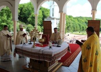 На Тернопільщині відбулася проща медичних працівників
