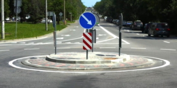 У Тернополі на перехресті вулиць Корольова – Купчинського впроваджено круговий рух транспорту