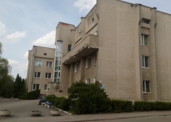 У Тернополі міська лікарня завершила надавати допомогу коронавірусним хворим