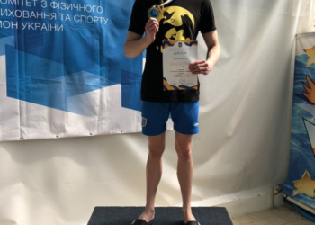 Тернопільський студент здобув “золото” у літній Універсіаді України з плавання