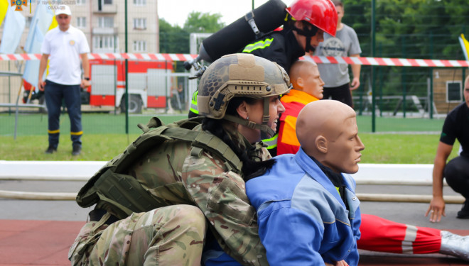 У Тернополі відбулися мультизмагання працівників спецслужб