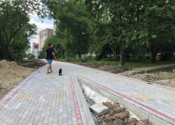 У дворах Тернополя проводять ремонтні роботи (Відео)