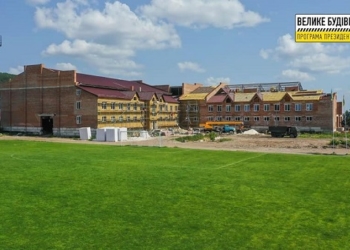 На Тернопільщині триває будівництво сучасного спортивного комплексу
