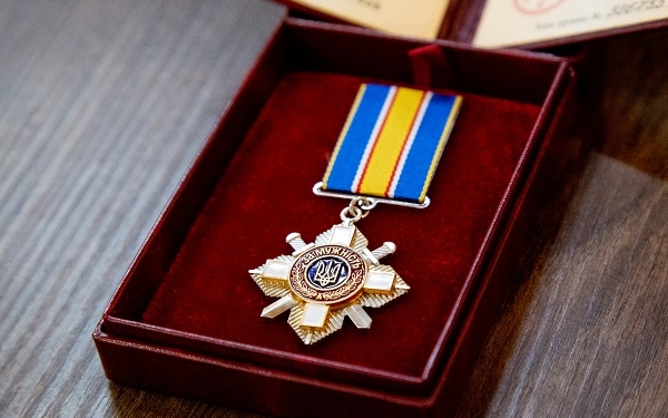 У Тернополі посмертно відзначили військовослужбовця