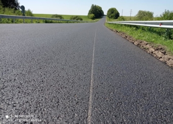 На Тернопільщині пошкодили нове дорожнє покриття