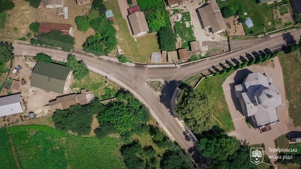 У селах Тернопільської громади ремонтують дороги