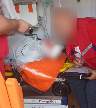 У Тернополі патрульні допомогли літньому чоловікові