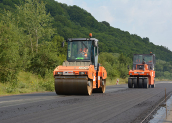 “Дорогу Єдності” на Тернопільщині роблять безпечною і комфортною