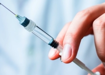 Тернополяни можуть пройти імунізацію вакциною Comirnaty від Pfizer-BioNTech