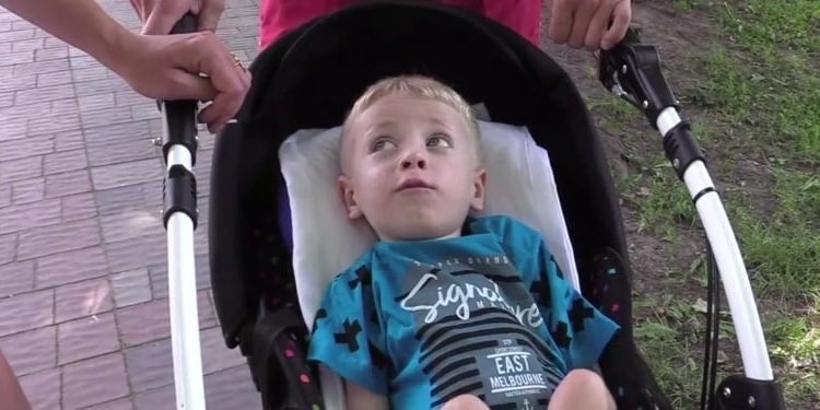 Діти СМАйлики – на межі життя та смерті: допомоги потребує 5-річний Артемко Шкандюк (Відео)