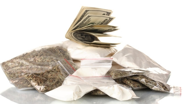 Затримали “на гарячому”: на Тернопільщині жінка продавала наркотики