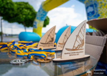 У Тернополі пройшли змагання за першість у перегонах з вітрильного спорту