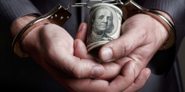 На Тернопільщині затримали працівника військкомату