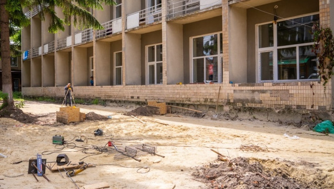 У Тернопільській міській лікарні швидкої допомоги тривають роботи з облаштування нового приймального відділення