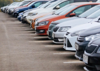 У Тернополі запрацював новий паркувальний майданчик