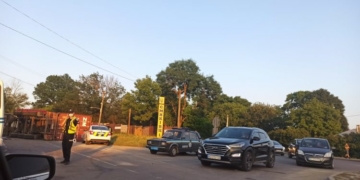 ДТП на Тернопільщині: на виїзді з села Смиківці у напрямку Хмельницького перекинулася вантажівка