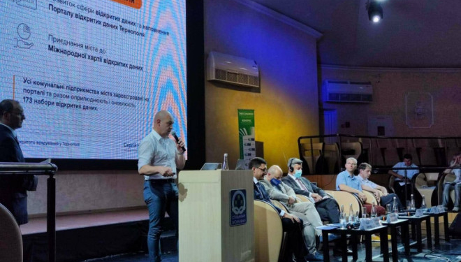 На муніципальному форумі мер Тернополя поділився найкращими практиками відкритого самоврядування