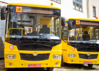 Для потреб школярів Тернопільщини закупили 12 автобусів